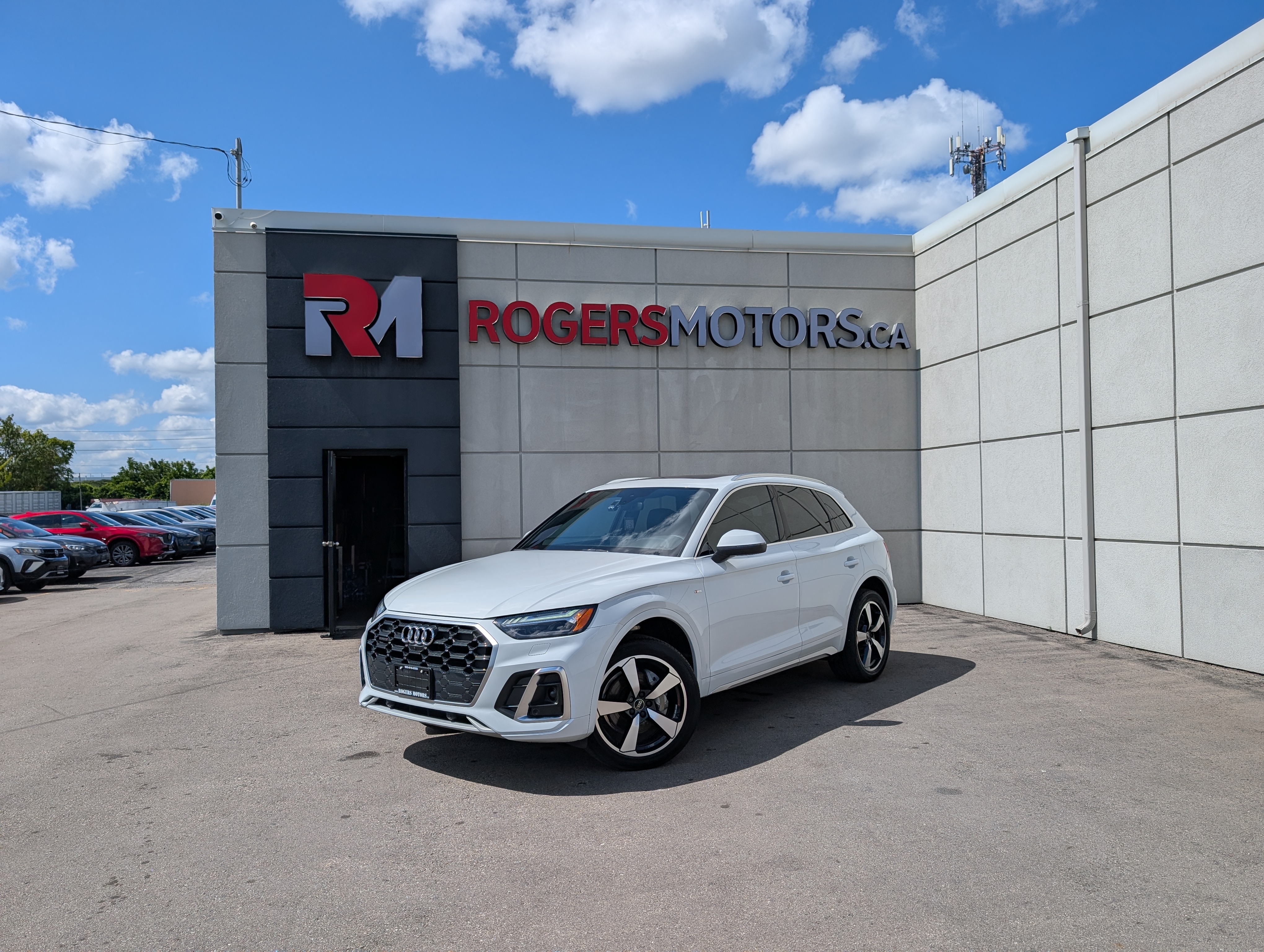 2023 Audi Q5 TECHNIK - S-LINE - PANO ROOF - NAVI - TECH FEATS