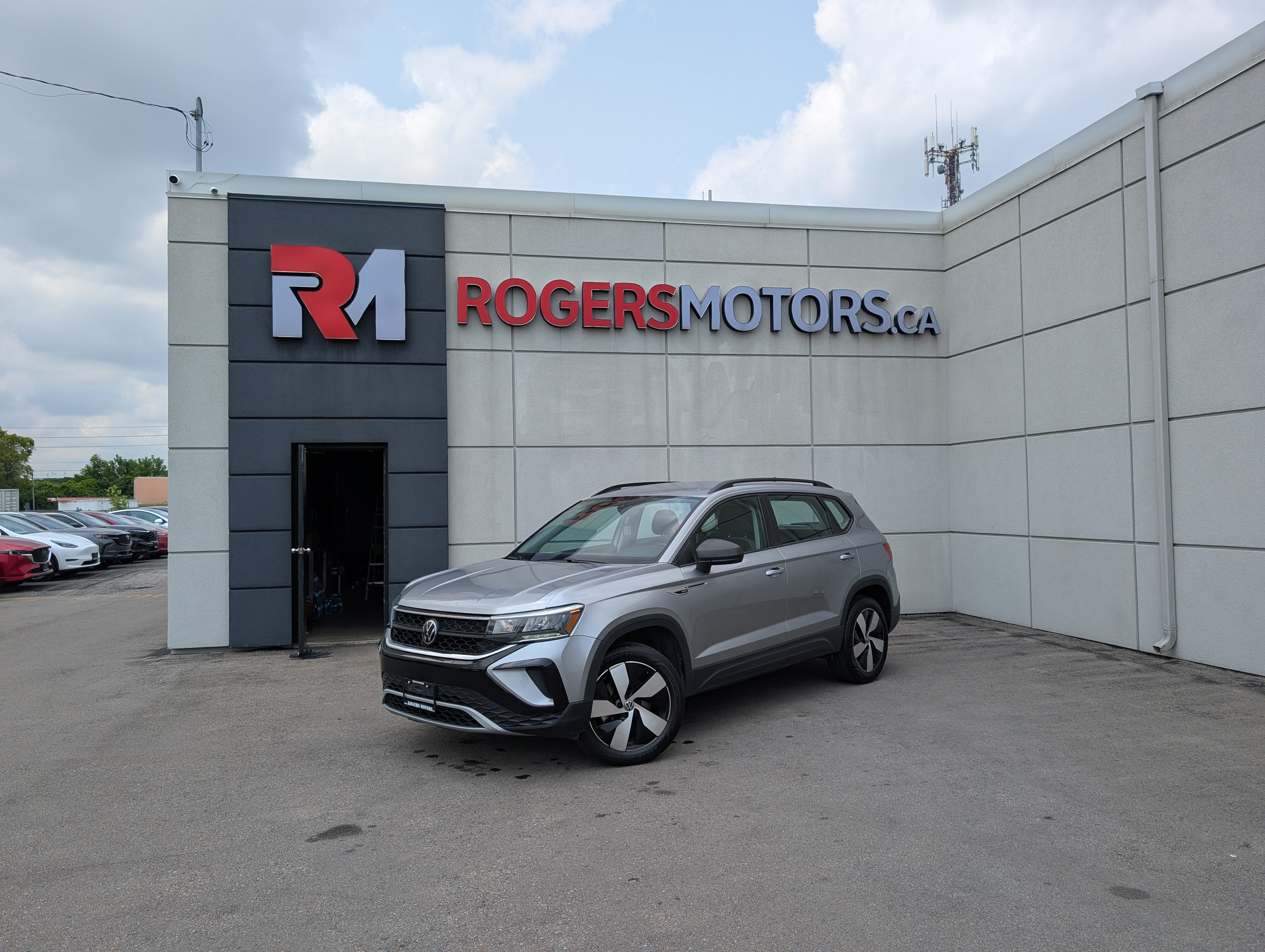2024 Volkswagen Taos 4MOTION - REV CAM - HTD SEATS - TECH FEATS